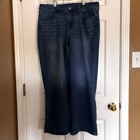Old Navy High-Rise WOW Wide Leg Jeans Sz 16 Short Medium Wash - Picture 1 of 7